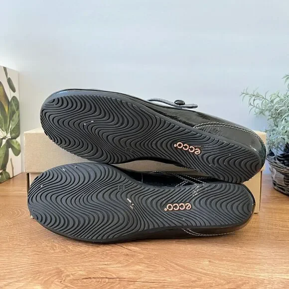 Ecco Women's 'Bouillon' Mary Jane Flats Patent Leather Flats Size 39 EU Shoes - Picture 7 of 7